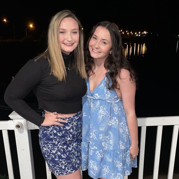 Meet your Posher, Joslyn - Picture 4 of 10